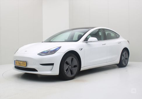 Tesla Model 3, 2020