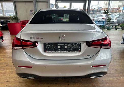 Mercedes-Benz A 200, 2021