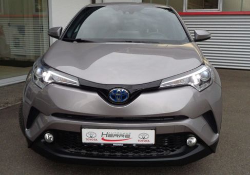 Toyota C-HR, 2019