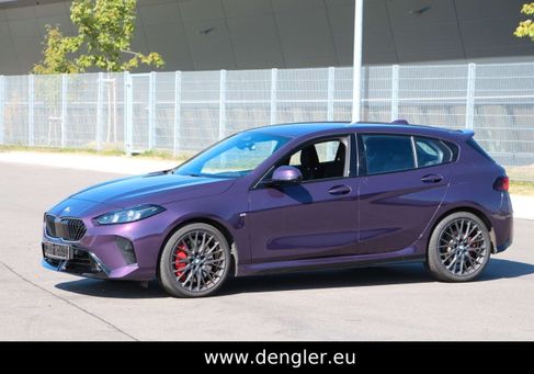 BMW 120, 2025 3