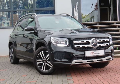Mercedes-Benz GLB 200, 2022