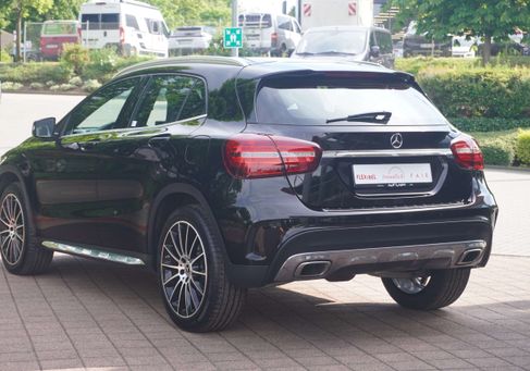 Mercedes-Benz GLA 250, 2017