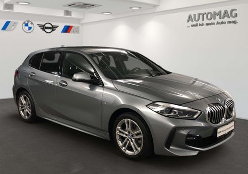 BMW 118, 2023