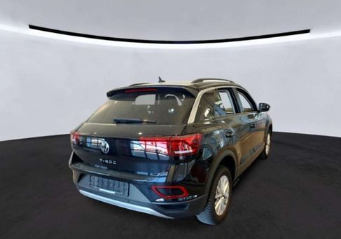 Volkswagen T-Roc, 2023 3