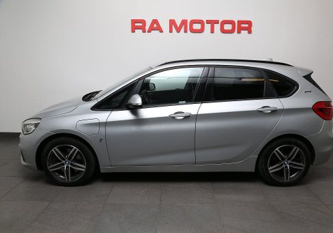 BMW 225 Active Tourer, 2017