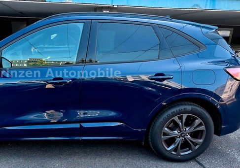 Ford Kuga, 2022