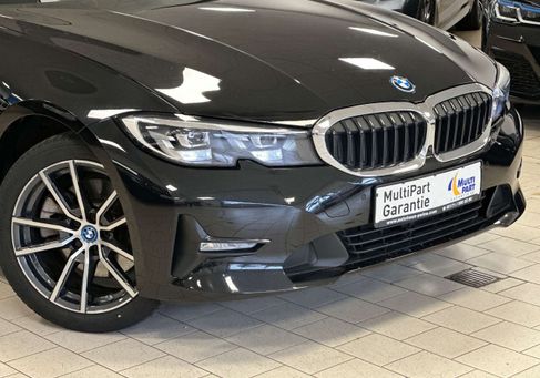 BMW 320, 2021