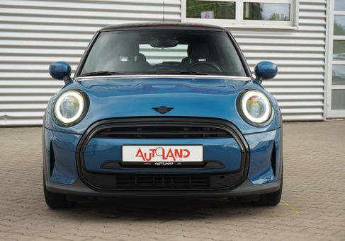 MINI ONE, 2022