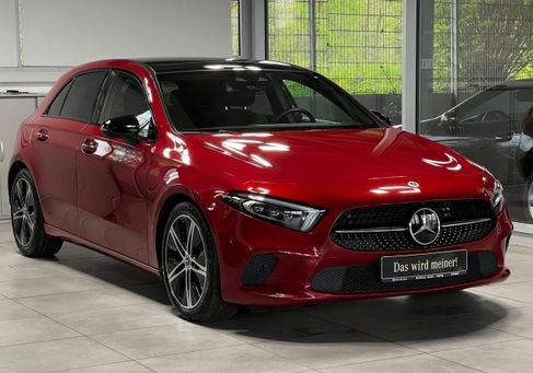 Mercedes-Benz A 220, 2022