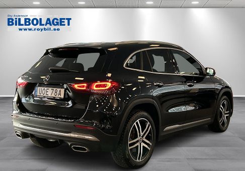 Mercedes-Benz GLA 250, 2021