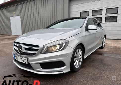 Mercedes-Benz A 200, 2013