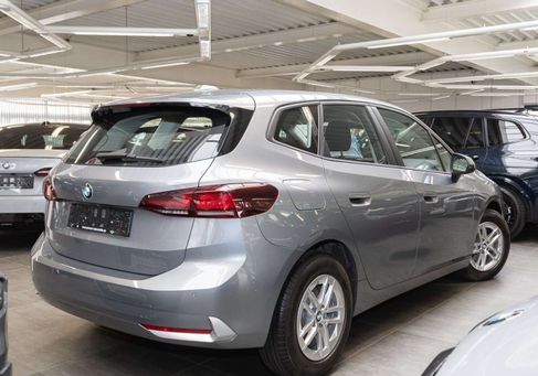 BMW 218, 2023 2