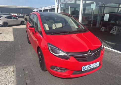 Opel Zafira Tourer, 2017
