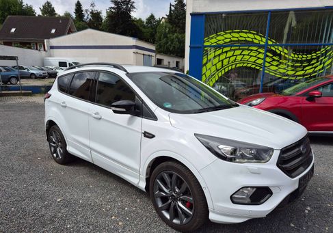 Ford Kuga, 2019