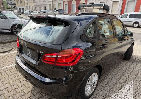BMW 218, 2021 3