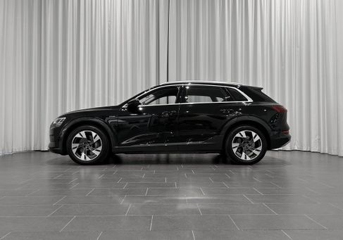 Audi e-tron, 2022 2