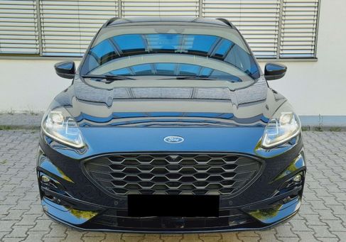 Ford Kuga, 2021