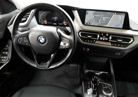 BMW 116, 2022
