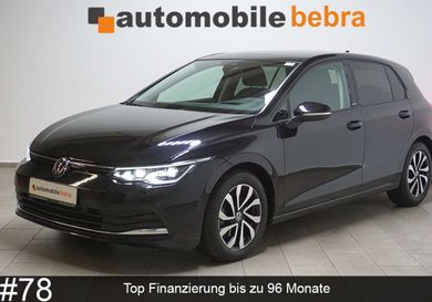 Volkswagen Golf, 2022