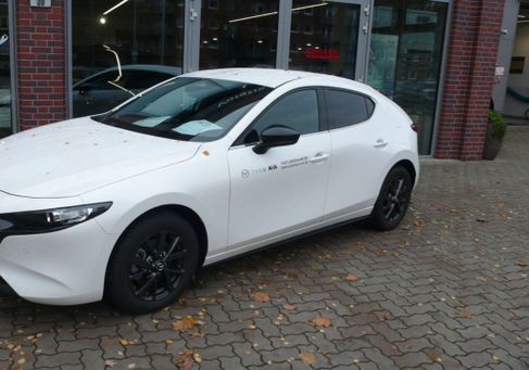 Mazda 3, 2025