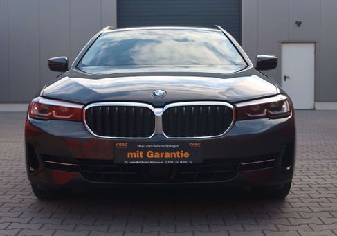 BMW 520, 2021