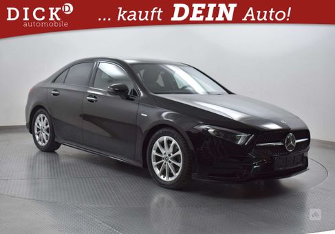 Mercedes-Benz A 200, 2022