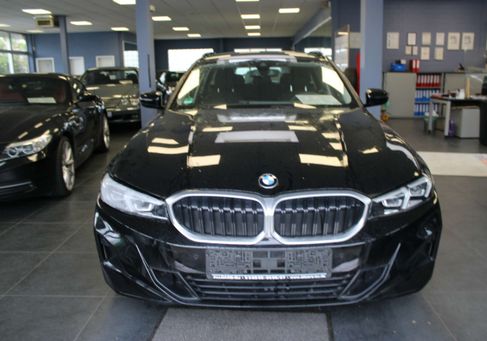 BMW 318, 2025