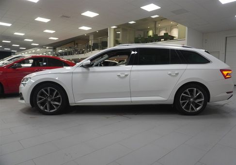 Skoda Superb, 2020