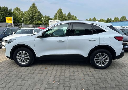 Ford Kuga, 2021