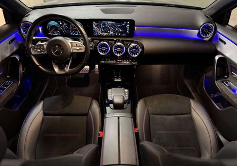 Mercedes-Benz A 180, 2022