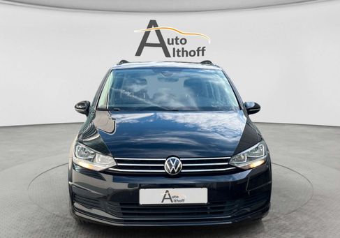 Volkswagen Touran, 2023 2