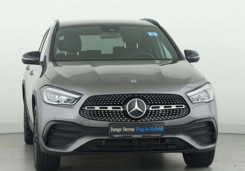 Mercedes-Benz GLA 250, 2021