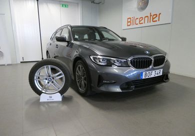 BMW 330, 2021