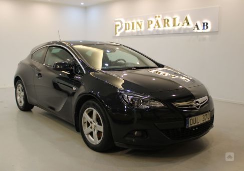 Opel Astra, 2012