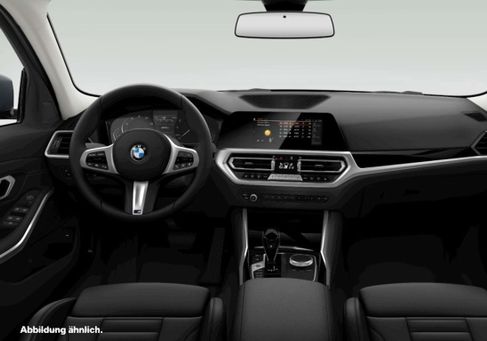 BMW 318, 2021
