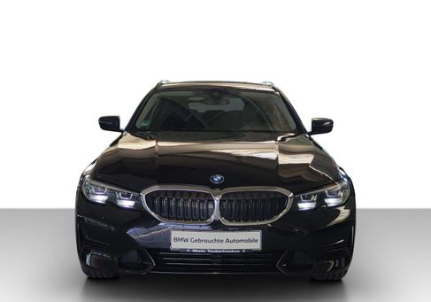 BMW 320, 2022
