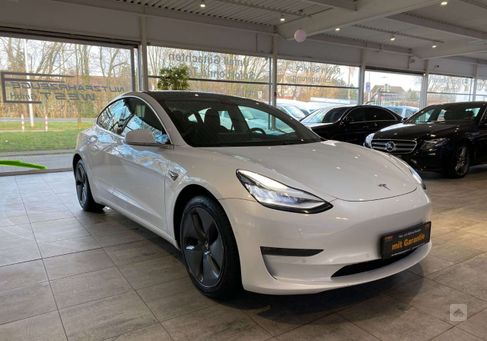 Tesla Model 3, 2020