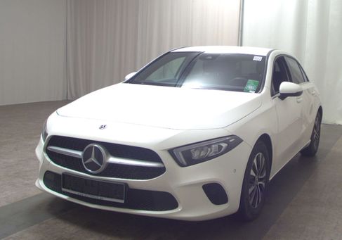 Mercedes-Benz A 180, 2022