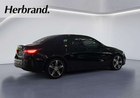 Mercedes-Benz A 200, 2024