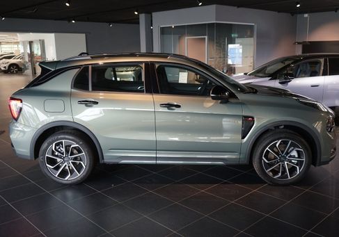 Lynk &amp; Co 01, 2025