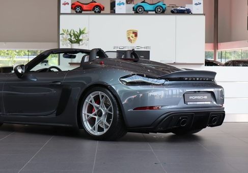 Porsche Boxster, 2025