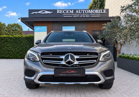 Mercedes-Benz GLC 220, 2018 3