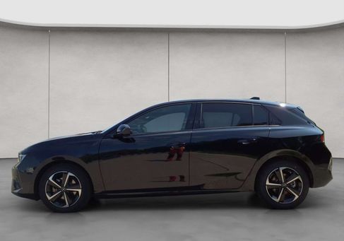 Opel Astra, 2025