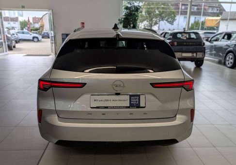 Opel Astra, 2024