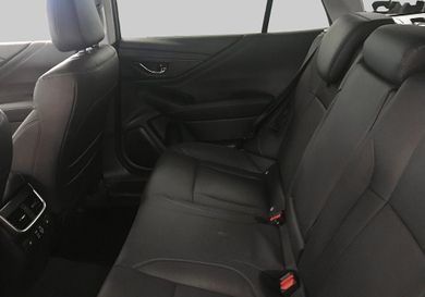 Subaru OUTBACK, 2025