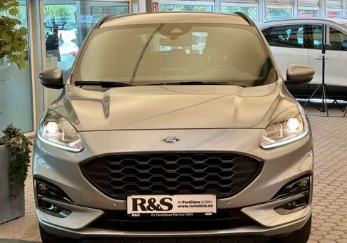 Ford Kuga, 2022