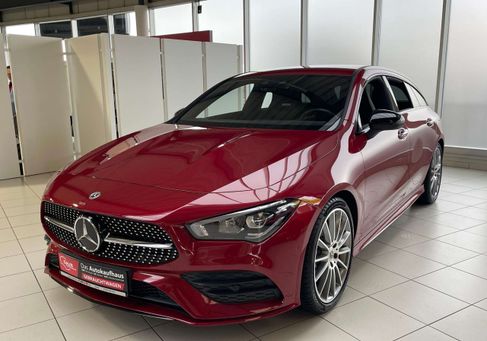 Mercedes-Benz CLA 200, 2022