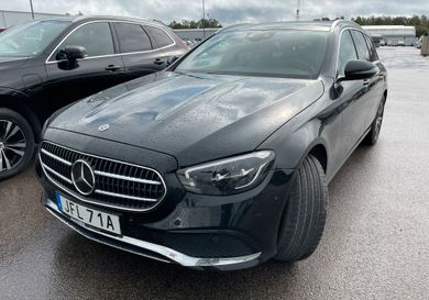 Mercedes-Benz E 300, 2022