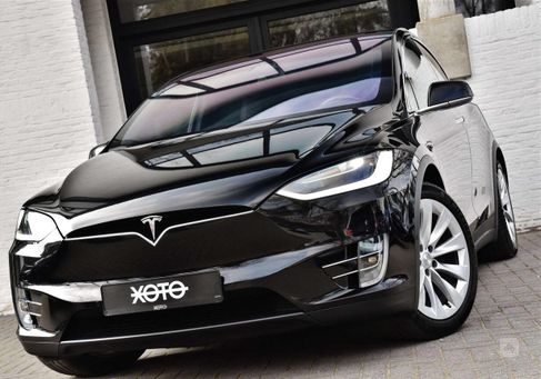 Tesla Model X, 2019