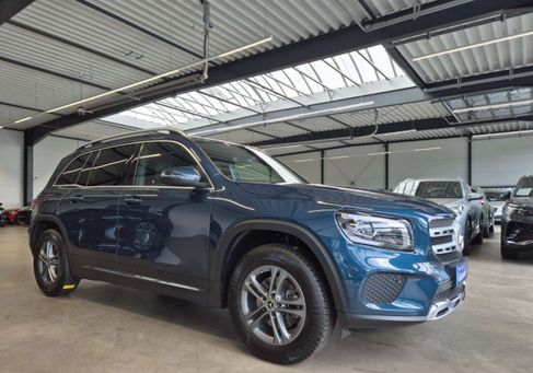 Mercedes-Benz GLB 200, 2022 3